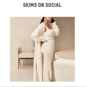 NWT White SKIMS Lounge Pants